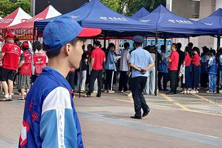 滕哈赫执教下曼联英超11次客场对阵前9球队，1平10负未获1胜